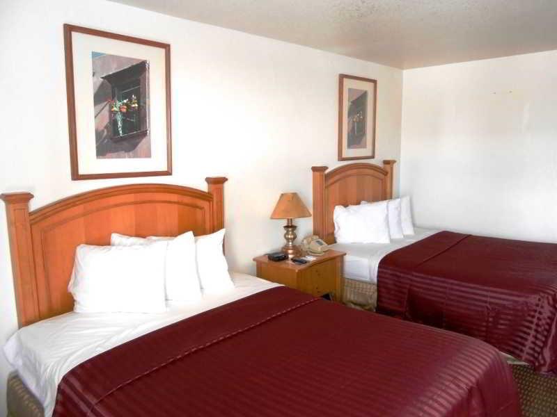 Econo Lodge Phoenix